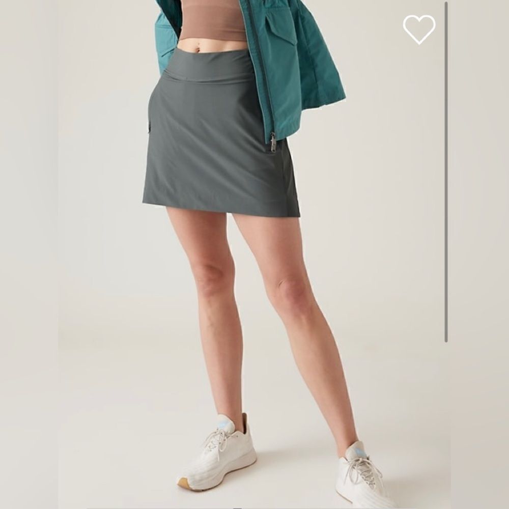 NWT Athleta Brooklyn Skort 16” Bali Green.  Sizes 16 and 18 available